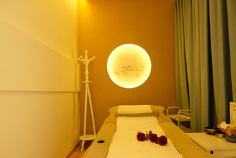 长沙雨花区日式指压的寂静美学：在按压中听见雪落的声音